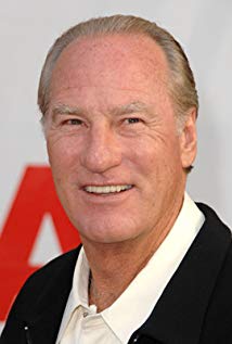 Craig T Nelson